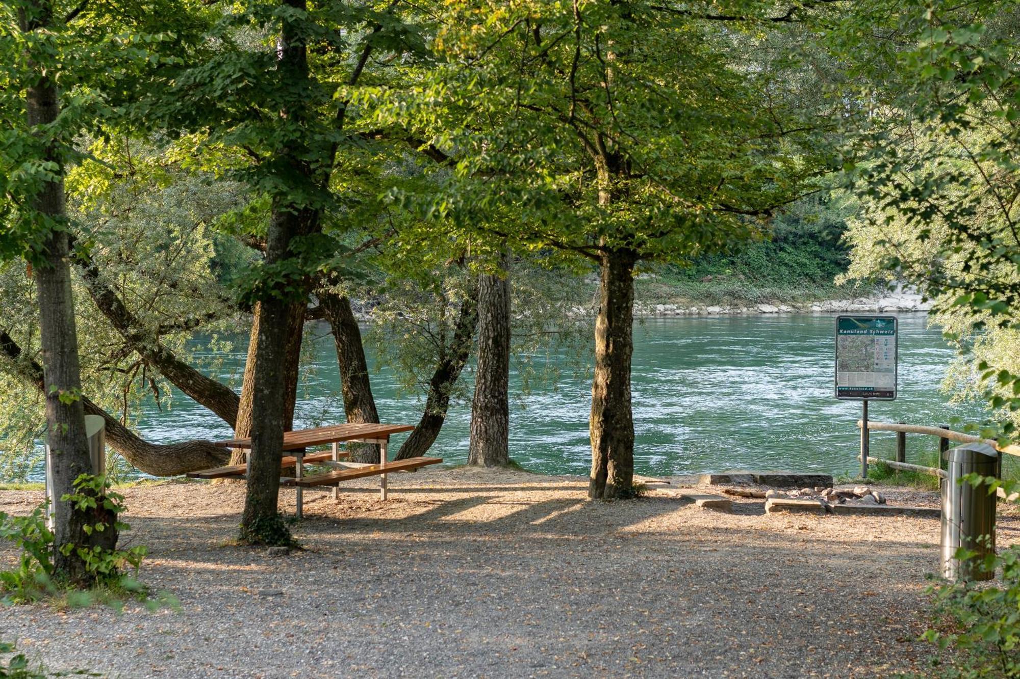 Tiny House Chez Claudine - Relaxen, Workspace, Naehe Thermen, Netflix, Free Parking & Wifi Brugg  Exterior photo