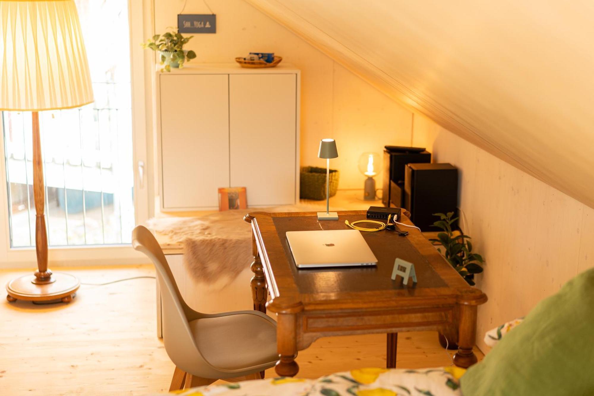 Tiny House Chez Claudine - Relaxen, Workspace, Naehe Thermen, Netflix, Free Parking & Wifi Brugg  Exterior photo