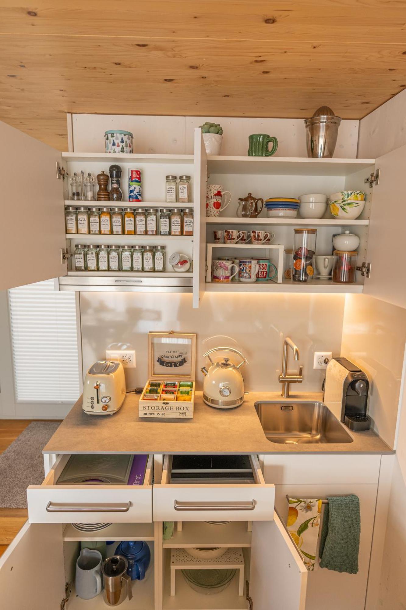 Tiny House Chez Claudine - Relaxen, Workspace, Naehe Thermen, Netflix, Free Parking & Wifi Brugg  Exterior photo